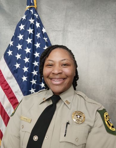 Click to view profile for Kierra Pitts