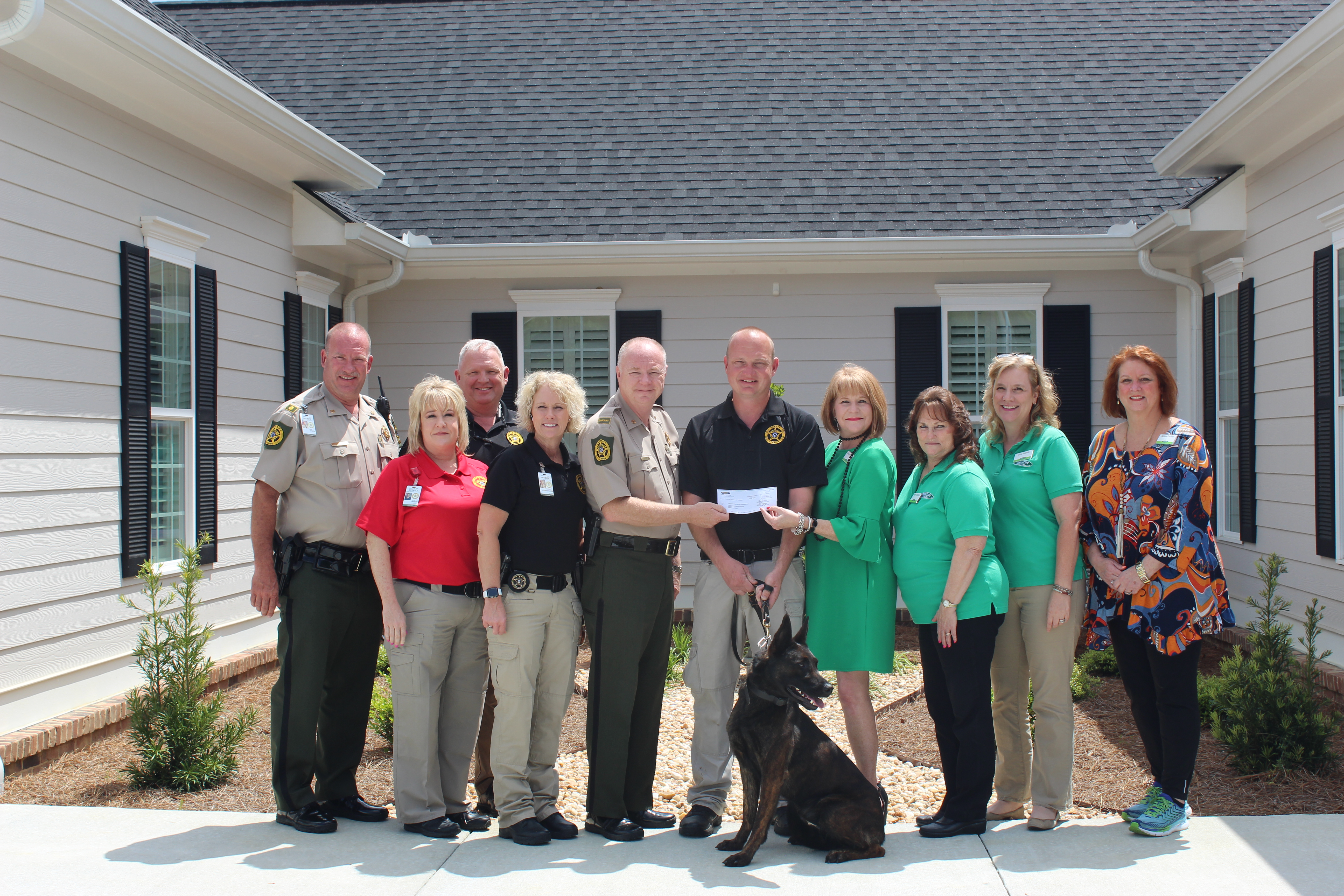 Photo for COUNTRY Financial Supports Crisp County Sheriff&rsquo;s Office with Equipment Funding through Operation Helping Heroes Donation