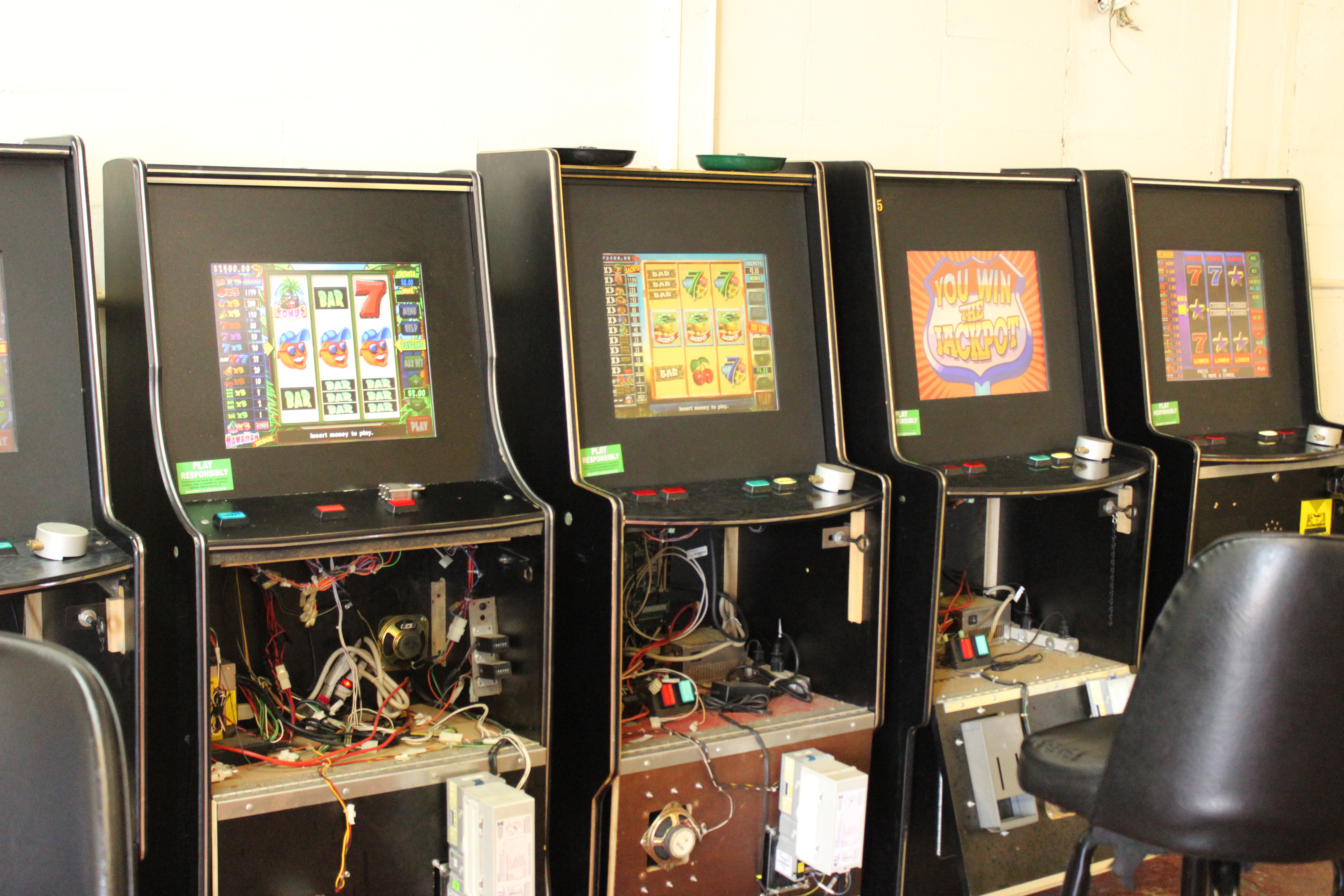 Photo for GAMBLING PLACES RAIDED IN CRISP AND DOUGHERTY COUNTY (PR-18-016)