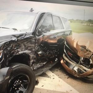 THREE CAR VEHICLE ACCIDENT Photo for THREE CAR VEHICLE ACCIDENT